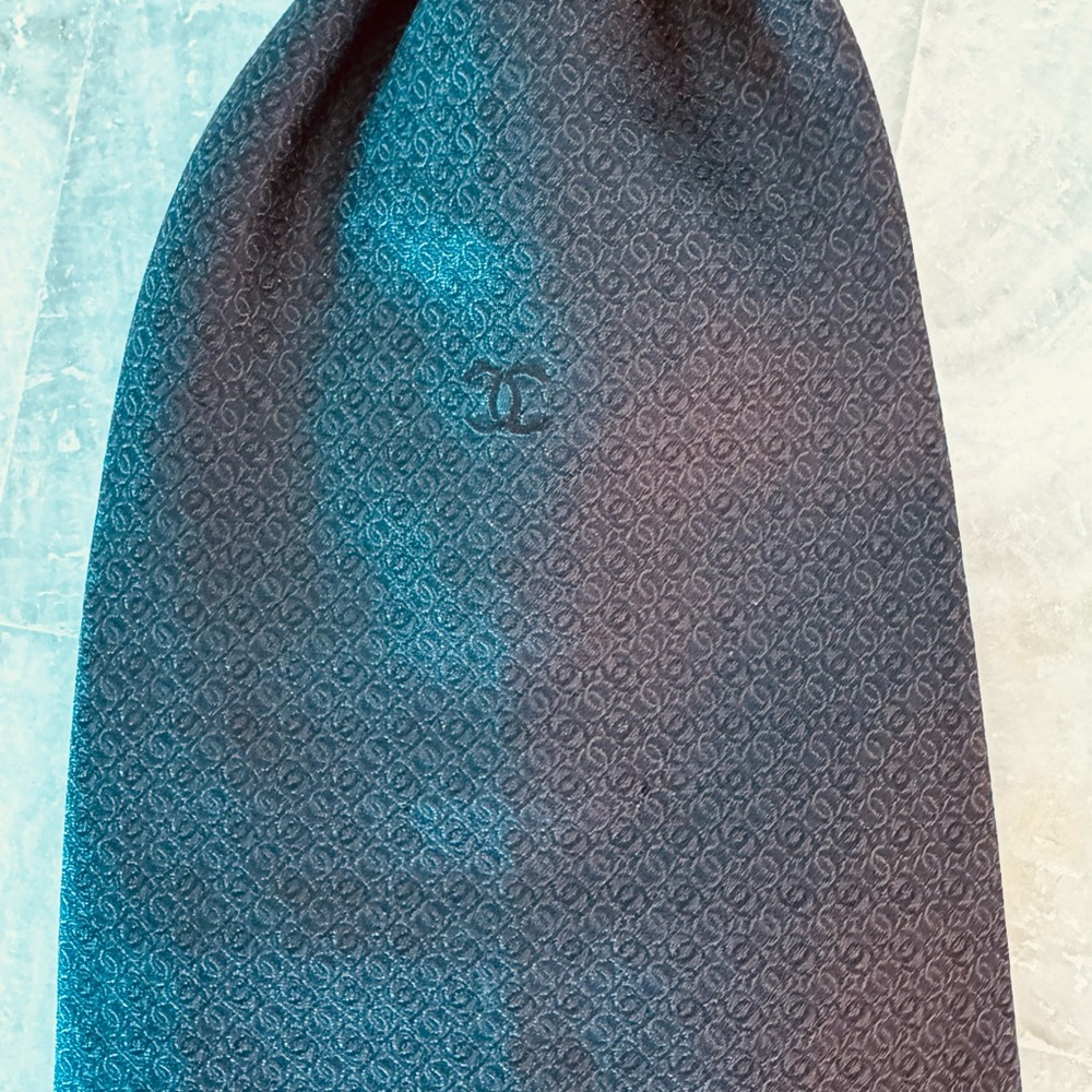 CHANEL Fabulous ladies tie, 100% Silk, original box and bow, black - Picture 5 of 13